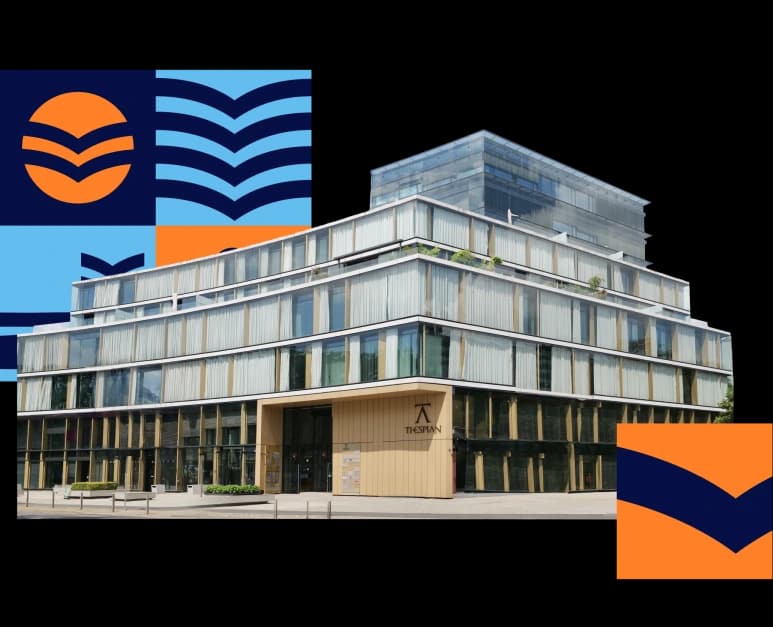 Widok budynku Wyższej Szkoły Kształcenia Zawodowego