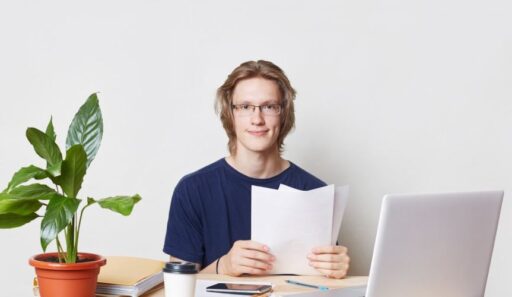 Status studenta po obronie – najważniejsze informacje