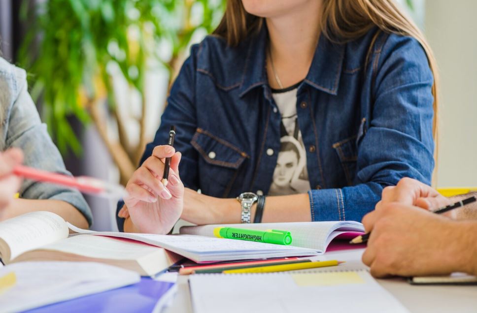 poprawka w sierpniu a studia 3