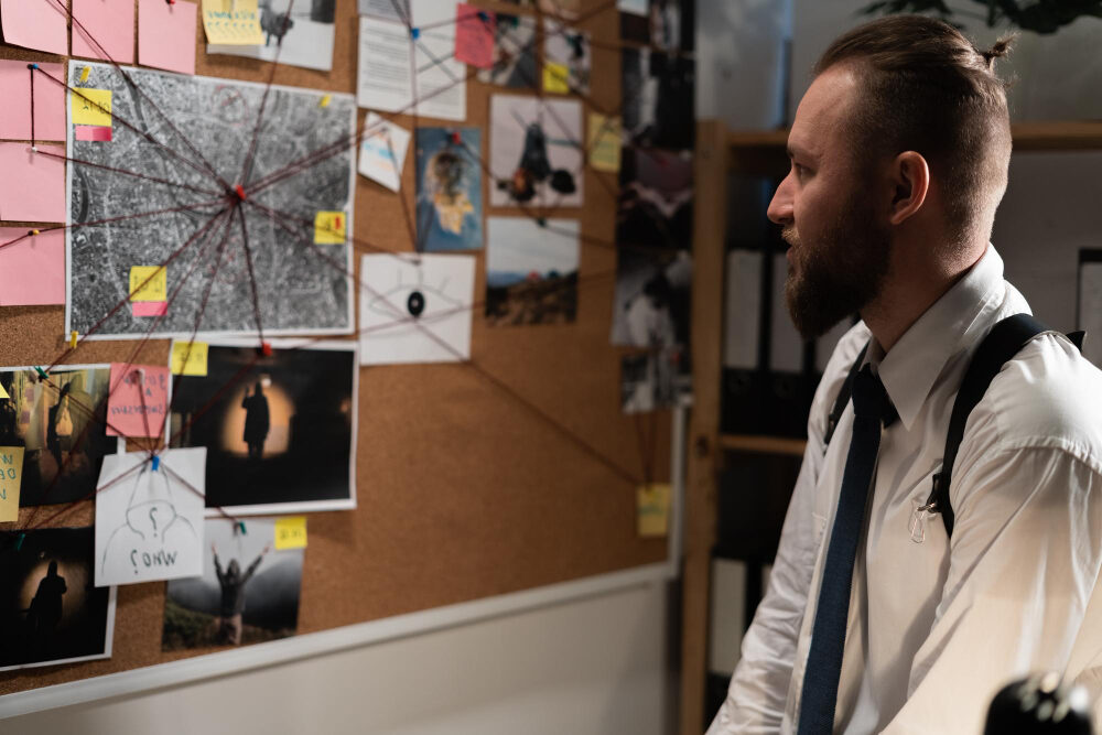 Kryminologia a kryminalistyka – jakie studia wybrać