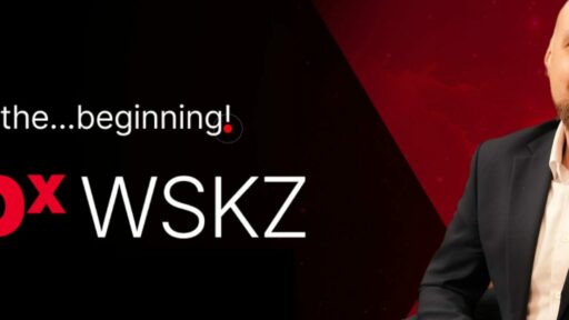 Godność zapisana w prawie – dr Kamil Stępniak na TEDx WSKZ
