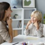Echolalia – co to jest i kiedy powinna wzbudzić niepokój